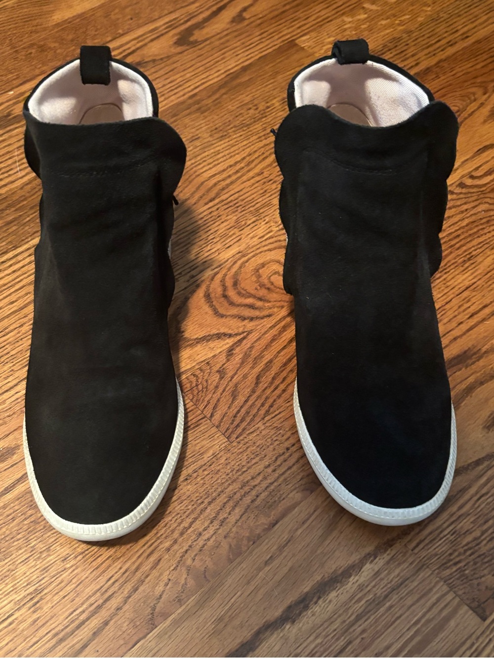 Kate Spade New York "Wilkes" Suede Wedge Sneakers US 9